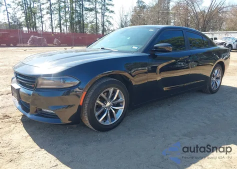 2016 Dodge Charger Sxt z USA, uszkodzony, nr VIN 2C3CDXHG0GH307576